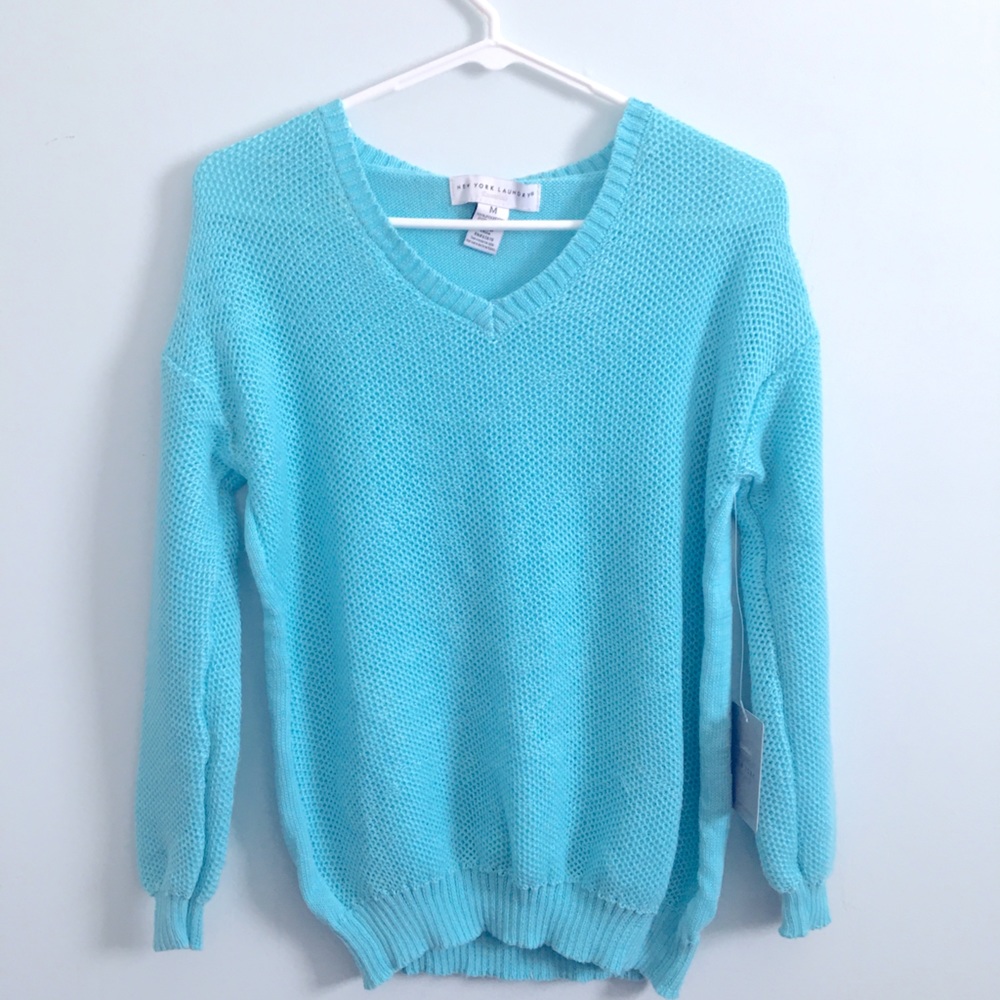 NY Laundry sweater very nice